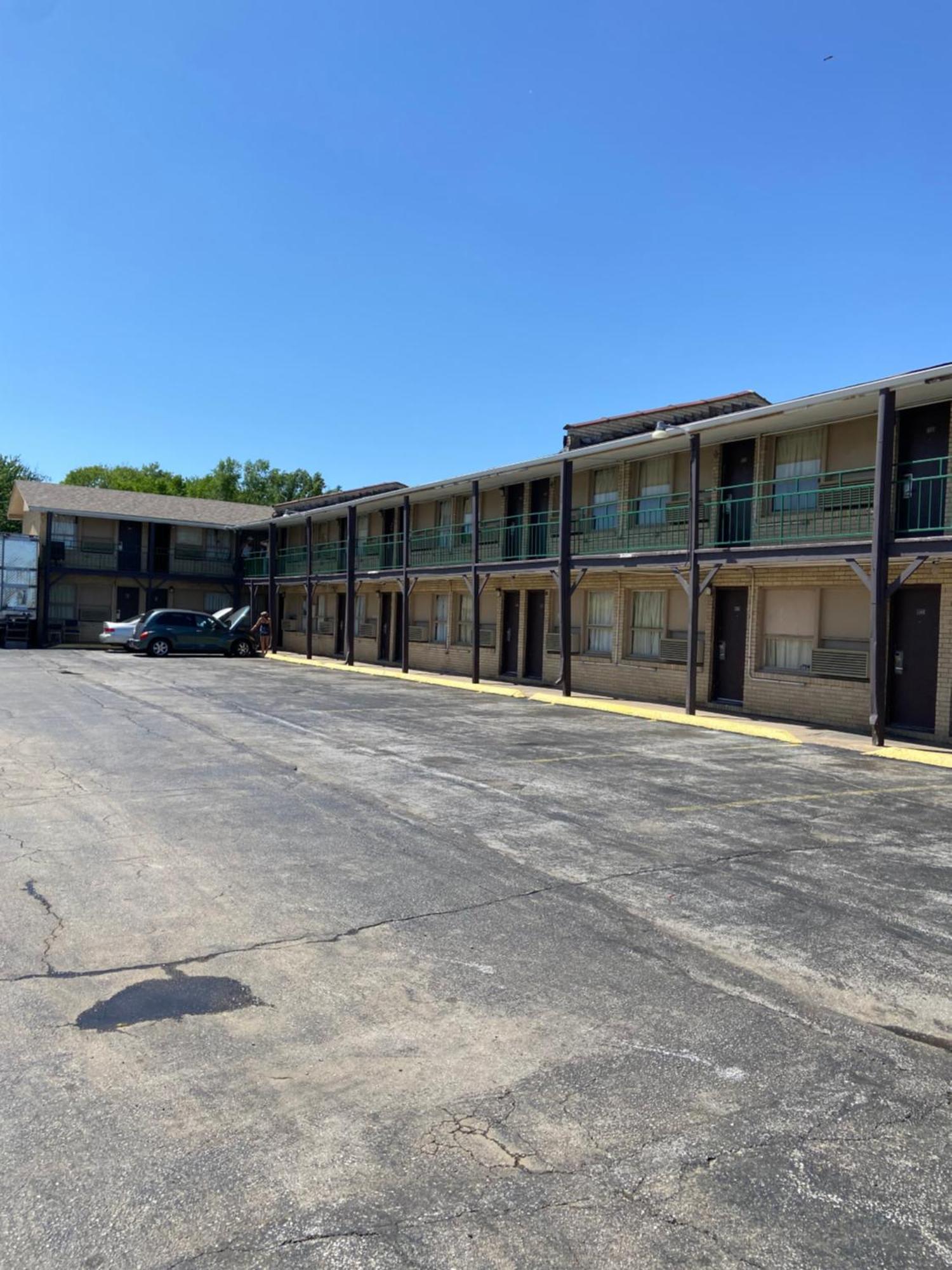 سبرينغفيلد Glenstone Place Extended Stay Motel المظهر الخارجي الصورة